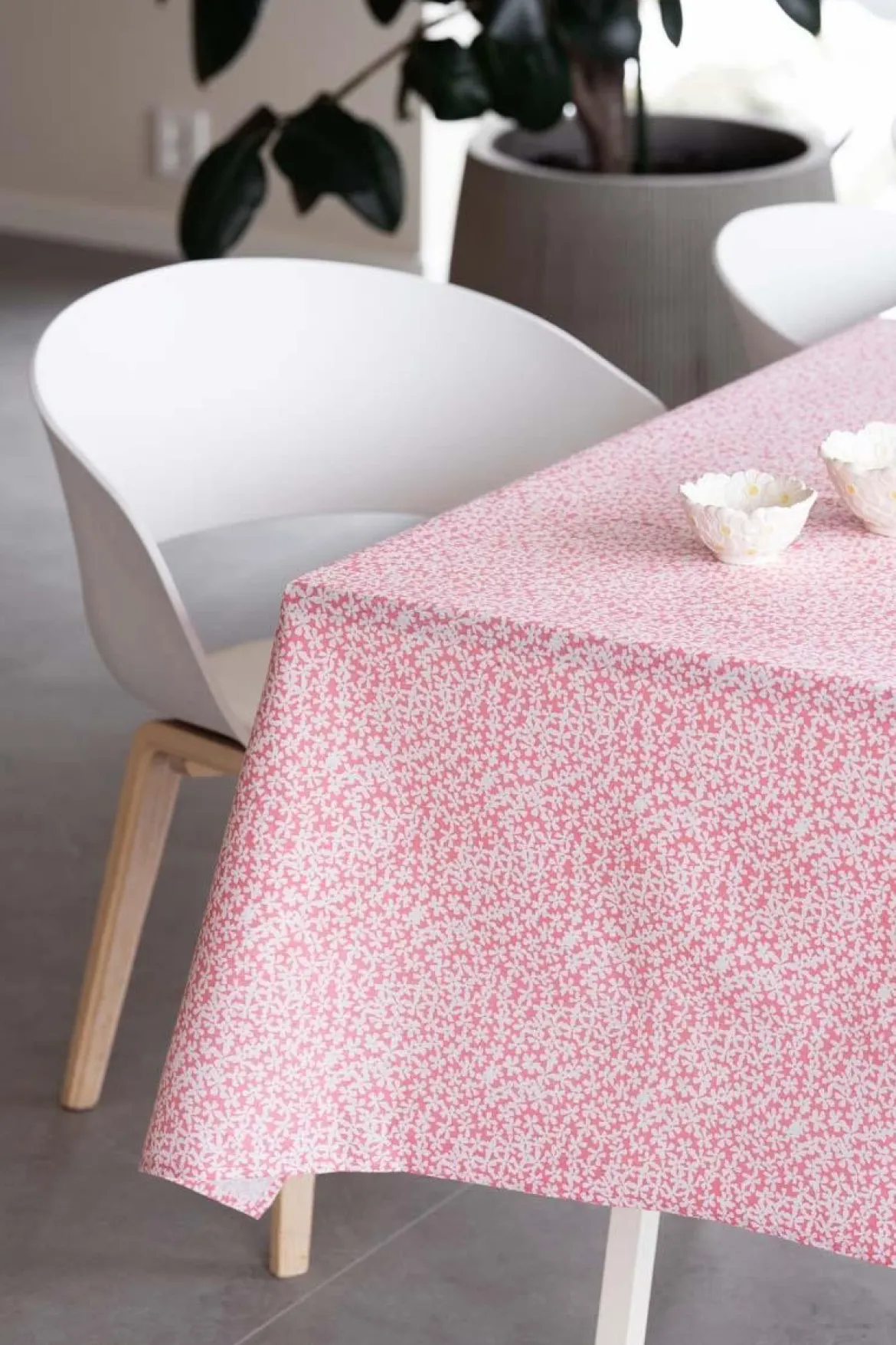Duk småblomster 140x250 cm, rosa