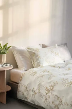 Sengesett Sateng Lady Season 140x220 cm, beige