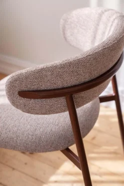 Spisestol Hannah mørk beige
